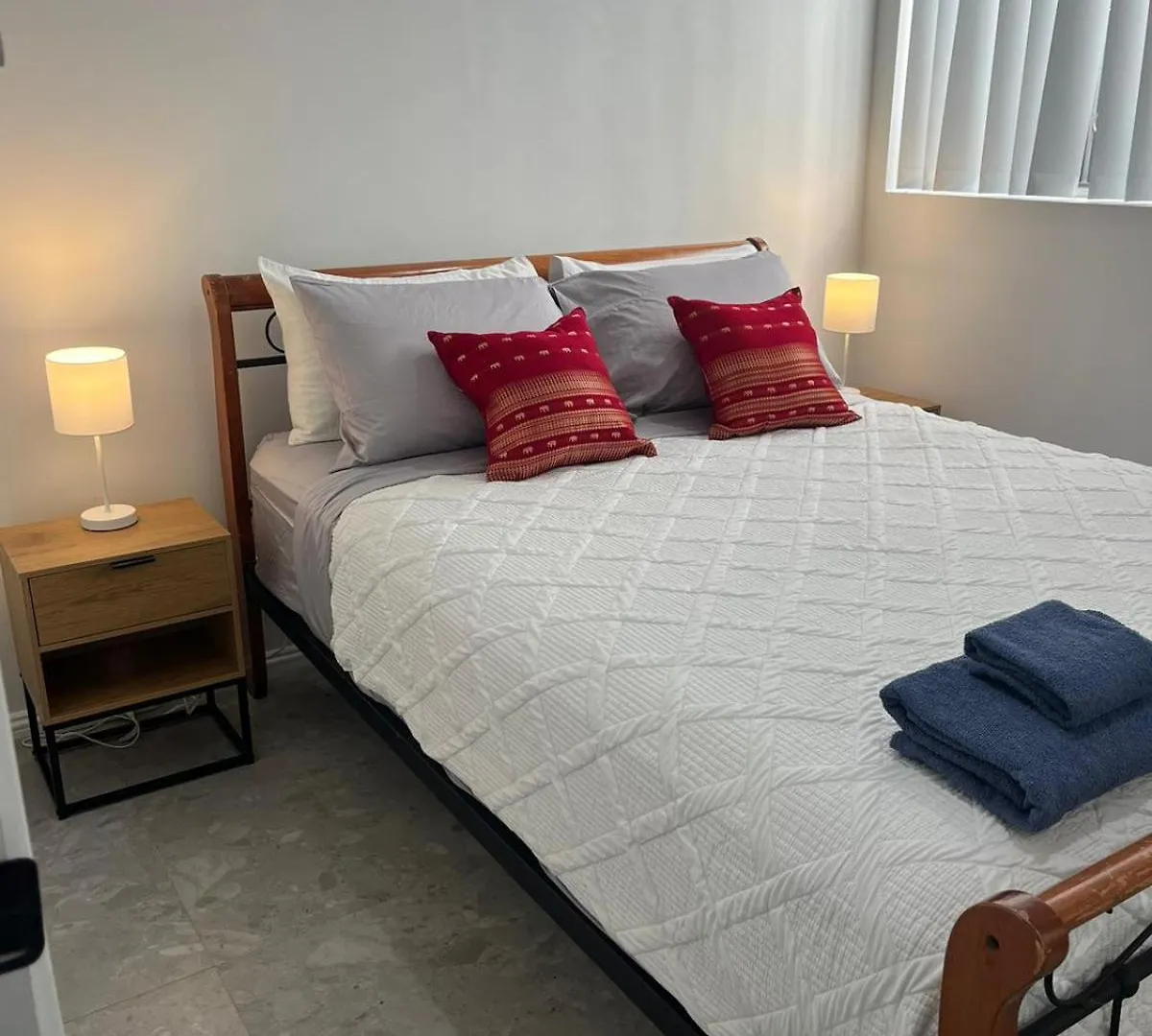 住宿加早餐酒店 Cozyhomes Woolloongabba B&B 布里斯班 澳大利亚